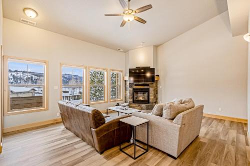 Dover Bay Apartment | Dover Bay Beauty