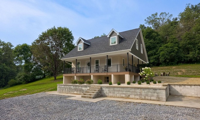 Quarryville House | Down in the Hollow |Modern Cottage in Lancaster Co