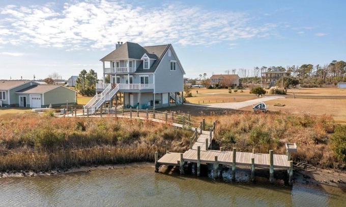 Straits House | Downeast Retreat home