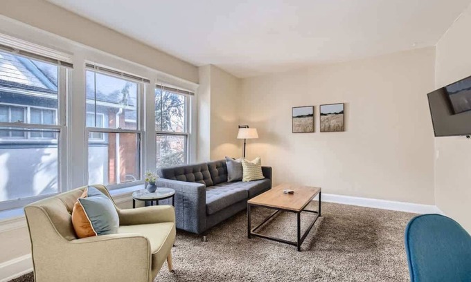 Capitol Hill Apartment | Downing by Modern Midstay/3Blks to Cheesman! #D4
