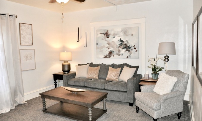 Rapid City Apartment | Downtown 1 Bedroom Charmer - Walk, Bike, Visit, Enjoy!