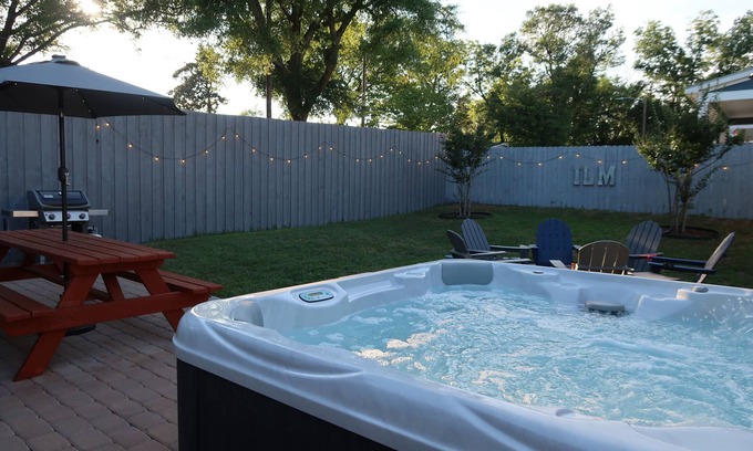 Wilmington House | Downtown 3BR Gem - Hot Tub - Covered Parking - Fenced Yard