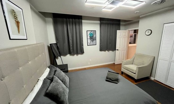 Downtown Albany Apartment | Downtown Albany 1 Bed + Workstation @ Maiden Lane