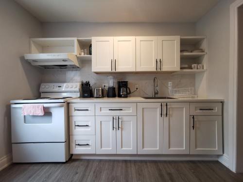 Ottawa Division Apartment | Downtown Apartment