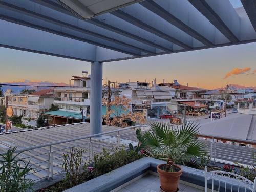 Kamena Vourla Apartment | Downtown apartment