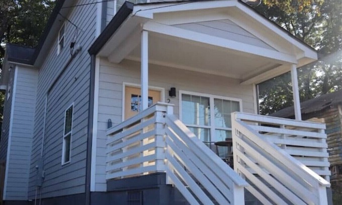 Pittsburgh House | Downtown Atlanta home
