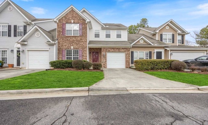 Durham House | Downtown Bliss on Suncrest Ct