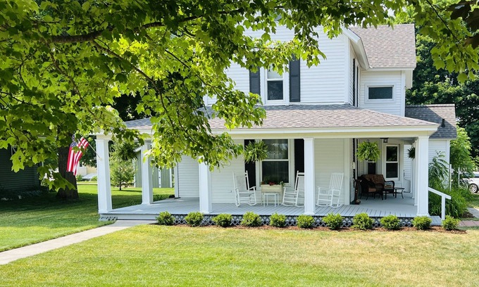 Boyne City House | Downtown Boyne City, Spacious 5-Bedroom Home Close to Lake Charlevoix Beach