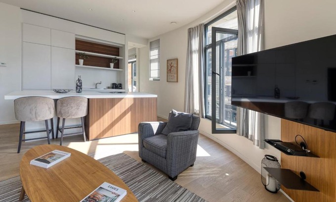 Quartier Royal - Koninklijke Wijk Apartment | Downtown Brussels Splendor Suites V