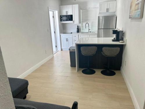 North Hyde Park Apartment | Downtown Central 1B-1B #2