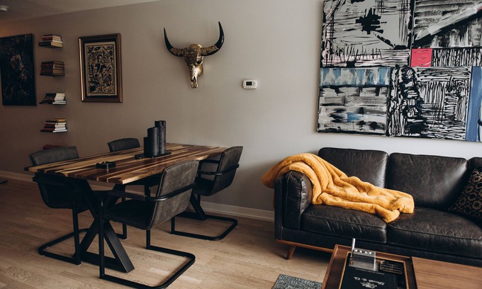 Fashion District House | Downtown Condo In Entertainment District