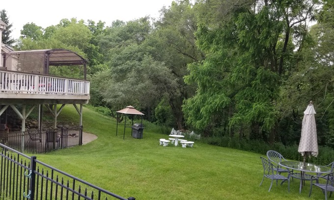 Rochester House | Downtown Cottage