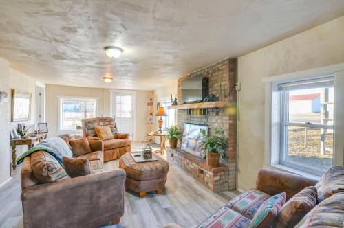 Del Norte House | Downtown Del Norte Home Near Hiking and Fishing!