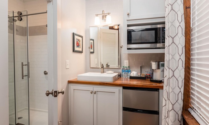 Starkville Apartment | Downtown Game Day Studio