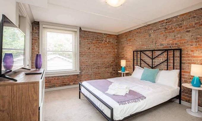 Durham Apartment | Downtown Glowing 2BR w/ Sunny Balcony & Parking