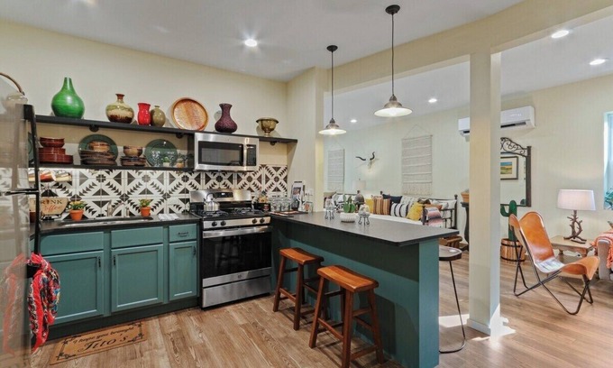 Lake Geneva Apartment | Downtown Hideaway- Lower
