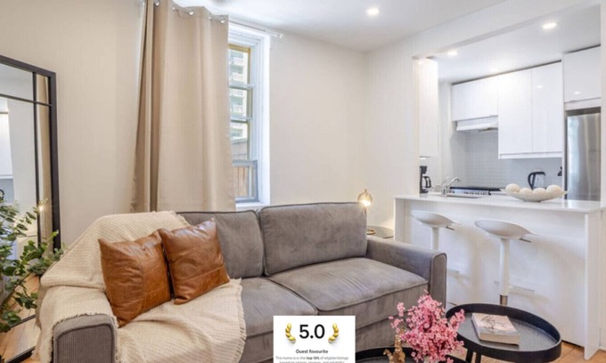 Quartier des Spectacles Apartment | Downtown Hideaway | Peaceful & Trendy 1BR