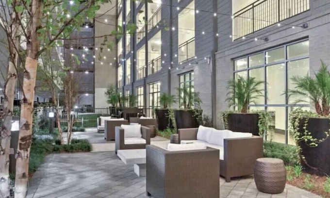 East Downtown Houston Apartment | Downtown Houston (EADO) Luxury 1bdr