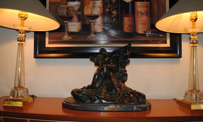 Lodi House | Downtown Lodi Luxury Stay