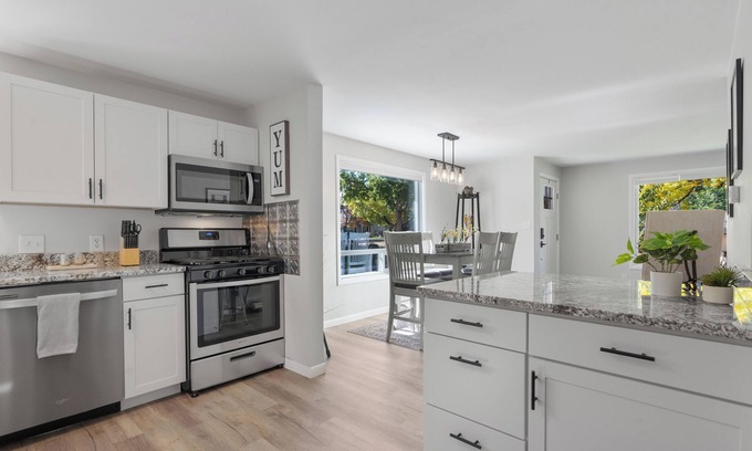 Loveland House | Downtown Loveland getaway, just 30 minutes to Estes Park