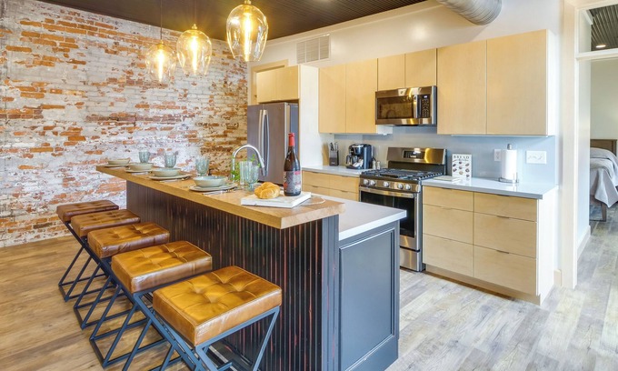 Millersburg Apartment | Downtown Millersburg Retreat w/Sleek Interior!