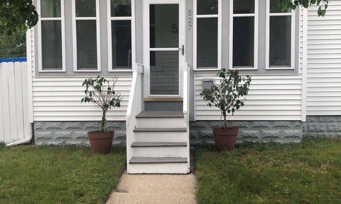 Grand Haven House | Downtown modern home in a great location