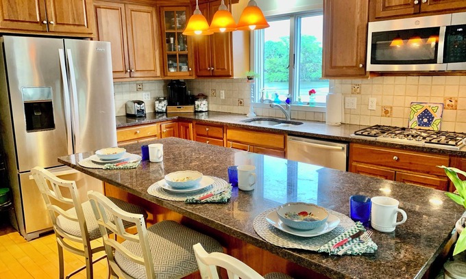 West Mystic House | Downtown Mystic Waterfront Oasis