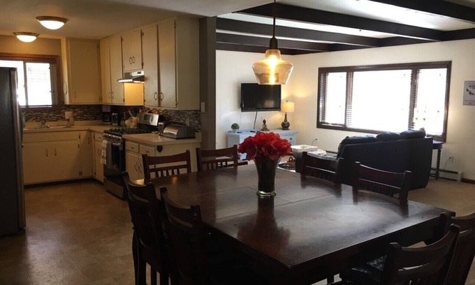 Ouray House | Downtown Ouray home with two living rooms, large yard and deck.