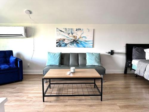 Livingston Park Apartment | Downtown Retreat - 1BR Oasis