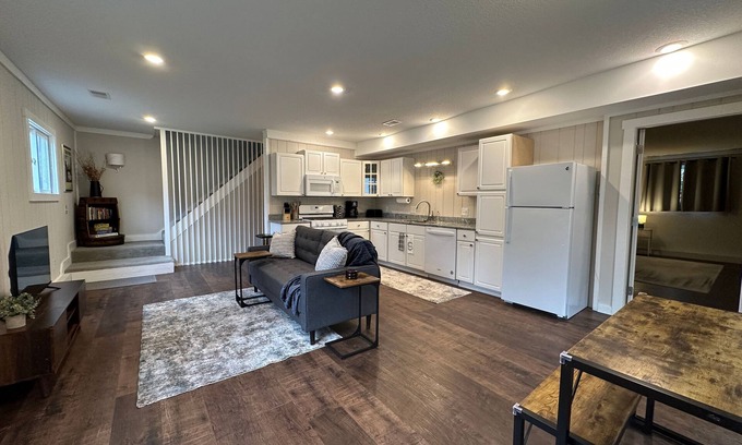 Harbor Springs House | Downtown Retreat: Dog-Friendly Haven for 30+ Day Stays! 1 mile to downtown.