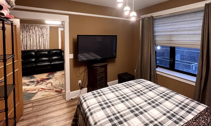 Rochester Apartment | Downtown Rochester Contemporary Flat #3