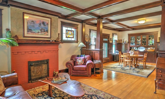 Glenwood Springs House | Downtown Spring Cottage