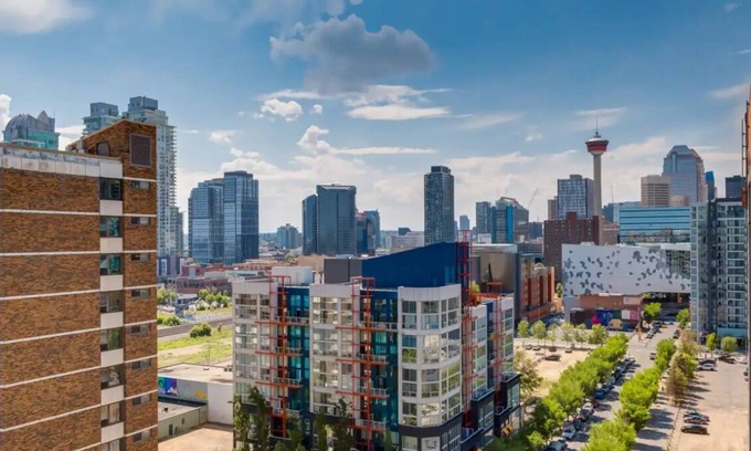 Victoria Park Condo | Downtown Studio Loft – Steps from Stampede Park