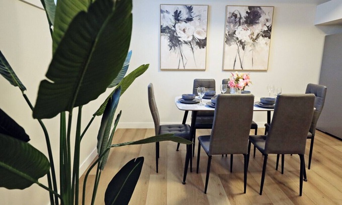 North Central Edmonton Condo | Downtown Suite King Beds|Long Stays|Disney+