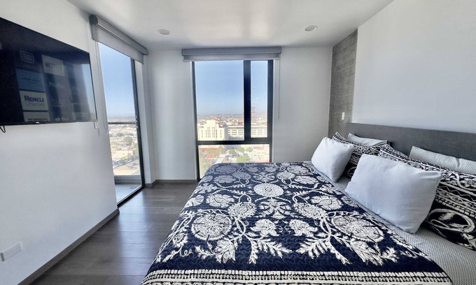 Tijuana Condo | Downtown Tijuana 1BR Suite Avenida Revolucion 904