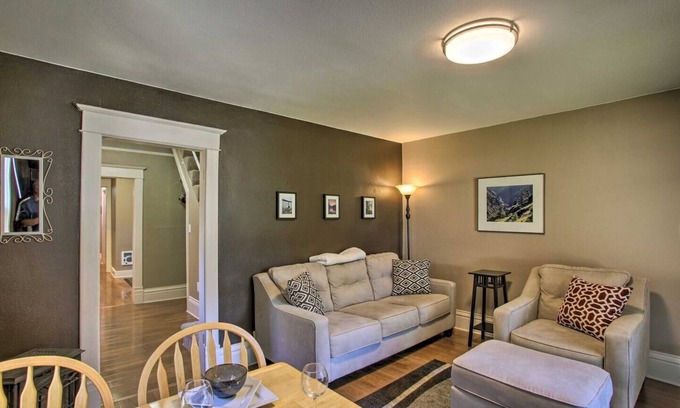 Garden District Condo | Downtown Views Walkable to Lake