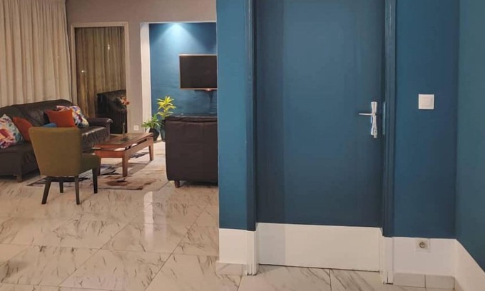 Le Plateau Apartment | Dowtown Abidjan