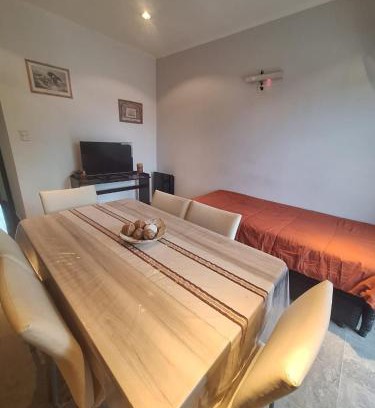 Colon Apartment | dpto Bibiana zona termas