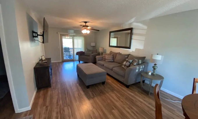 Hot Springs Village House | Dragonfly Cottagenn