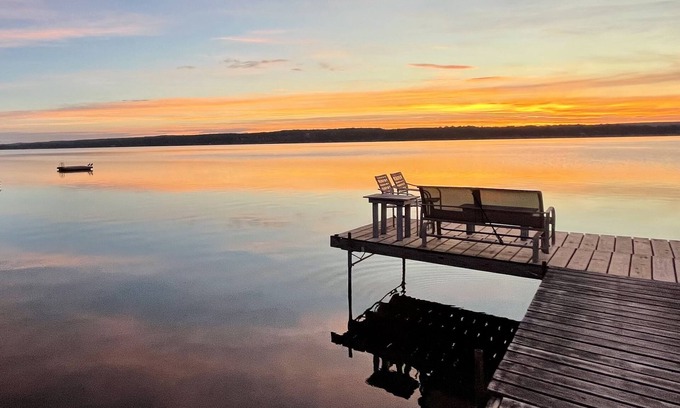 Mayville Cottage | Dragonfly House: Charming lakefront cottage with private dock!