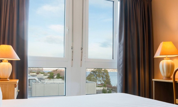 Le Prieure Hotel | Drake Longchamp