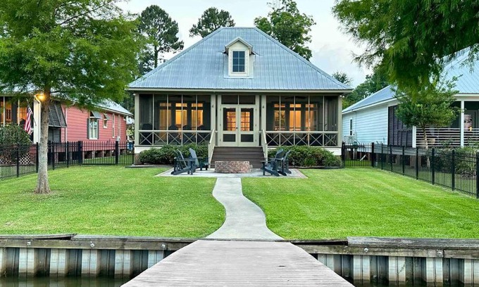 Ventress House | Drake on the Lake - False River, LA