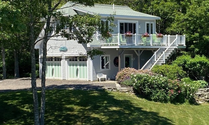 New Harbor Cottage | Dramatic Oceanfront Property