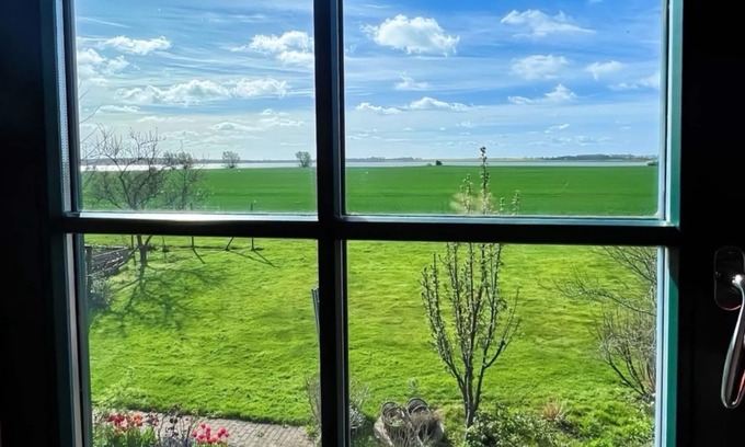 Garz/Rugen Apartment | Dream vacation apartment with fenced garden, wonderful view and lots of space