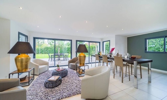 Veigy-Foncenex House | Dream 5BD Villa for Families/Geneva Centre 14KM