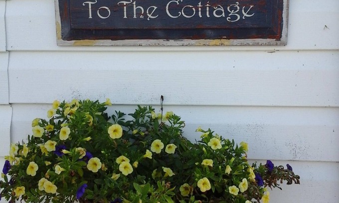 Frontenac Cottage | Dream along the St. LAWRENCE