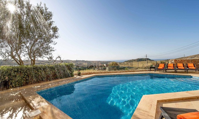 Ta' Għammar Villa | Dream by Hamlet Holiday Home