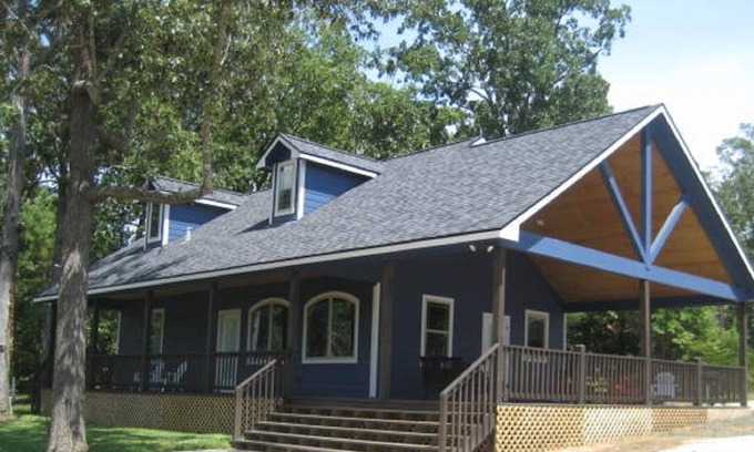 Broaddus House | Dream Get Away "A Place to Make Memories"