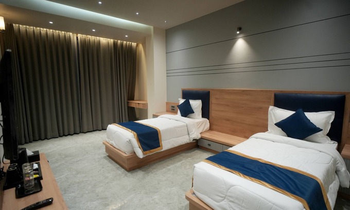 Wadhwan Hotel | Dream Inn By Nexottel