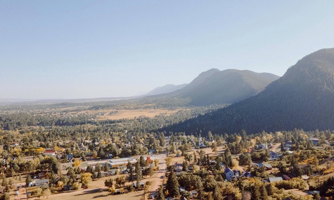 Palmer Lake House | Dream location- Mountain Views, Reservoir trails, small town, close to USAFA